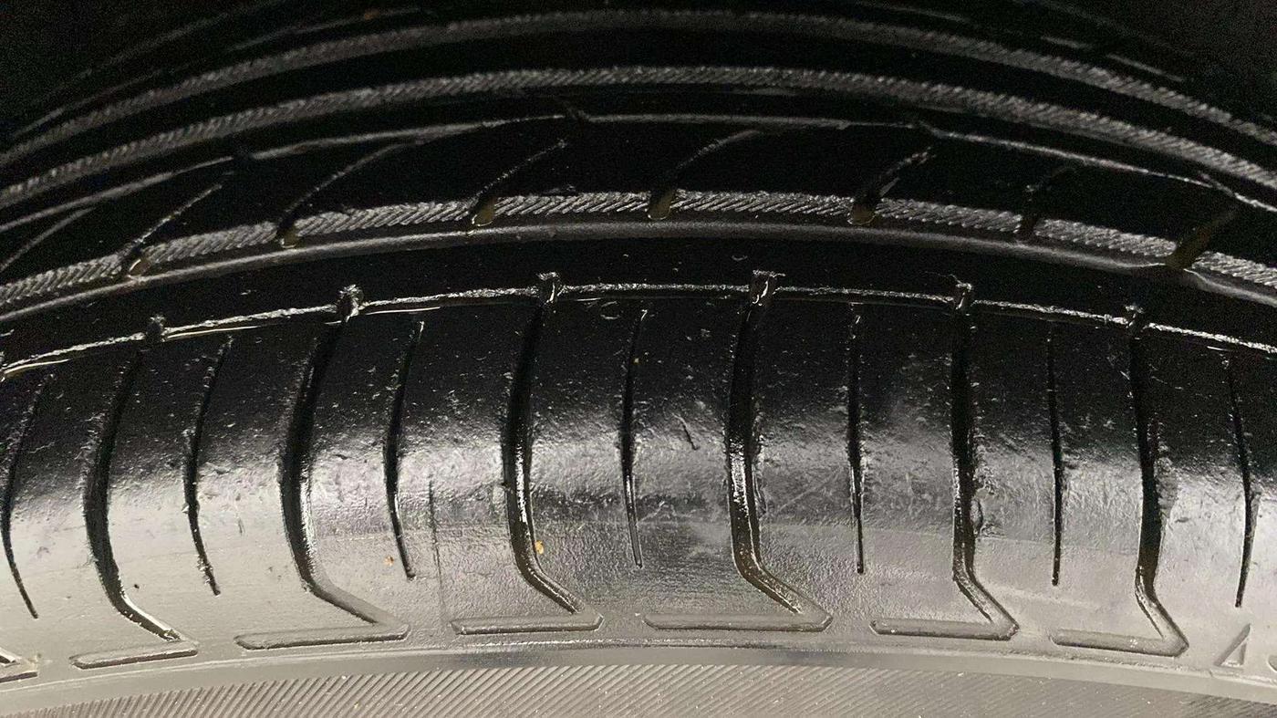 2018 Ford Ecosport TITANIUM 1.5L PETROL, Petrol, Manual, 28,098 km, Right Rear Tyre Tread