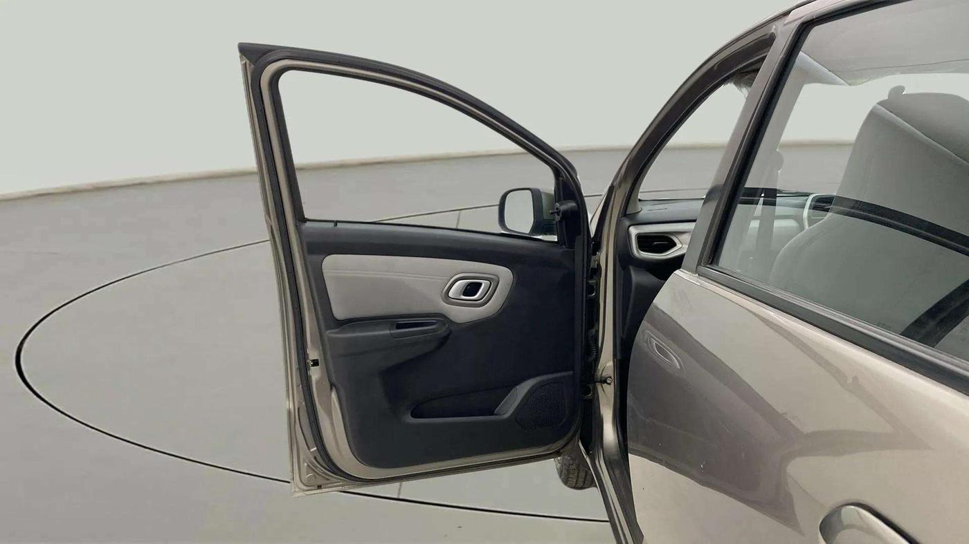 2021 Datsun Redi Go T(O), Petrol, Manual, 27,140 km, LHS Front Door
