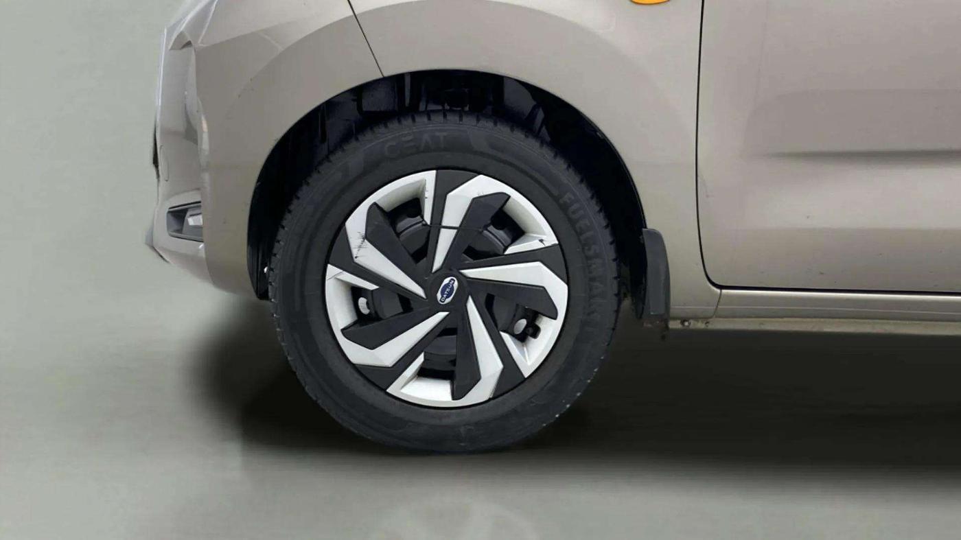 2021 Datsun Redi Go T(O), Petrol, Manual, 27,140 km, Left Front Wheel
