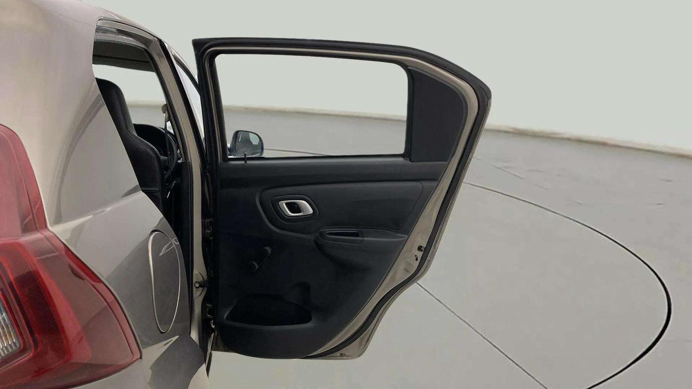 2021 Datsun Redi Go T(O), Petrol, Manual, 27,140 km, RHS Rear Door
