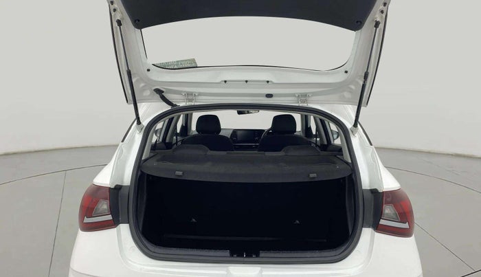 2021 Hyundai NEW I20 SPORTZ 1.2 MT, Petrol, Manual, 30,148 km, Boot Open Zoomed View