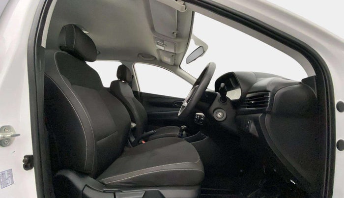 2021 Hyundai NEW I20 SPORTZ 1.2 MT, Petrol, Manual, 30,148 km, Right Side Front Door Cabin