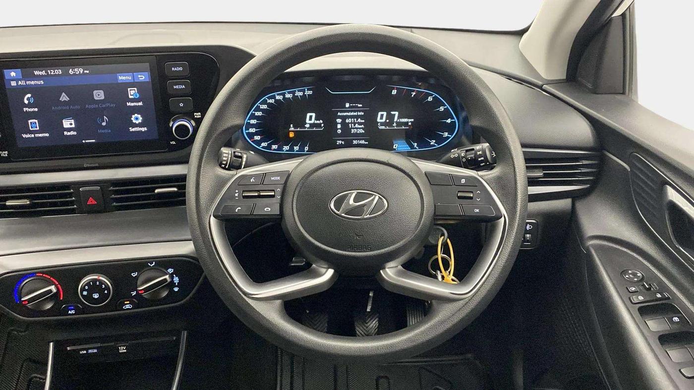2021 Hyundai NEW I20 SPORTZ 1.2 MT, Petrol, Manual, 30,245 km, Steering Wheel Close Up
