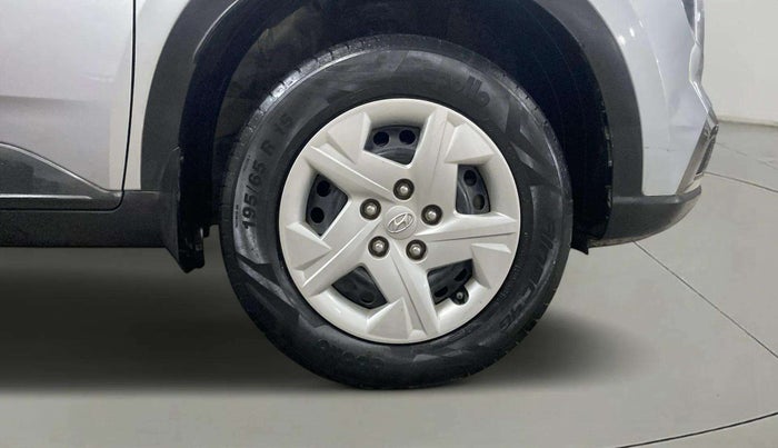 2019 Hyundai VENUE S 1.2, Petrol, Manual, 24,248 km, Right Front Wheel