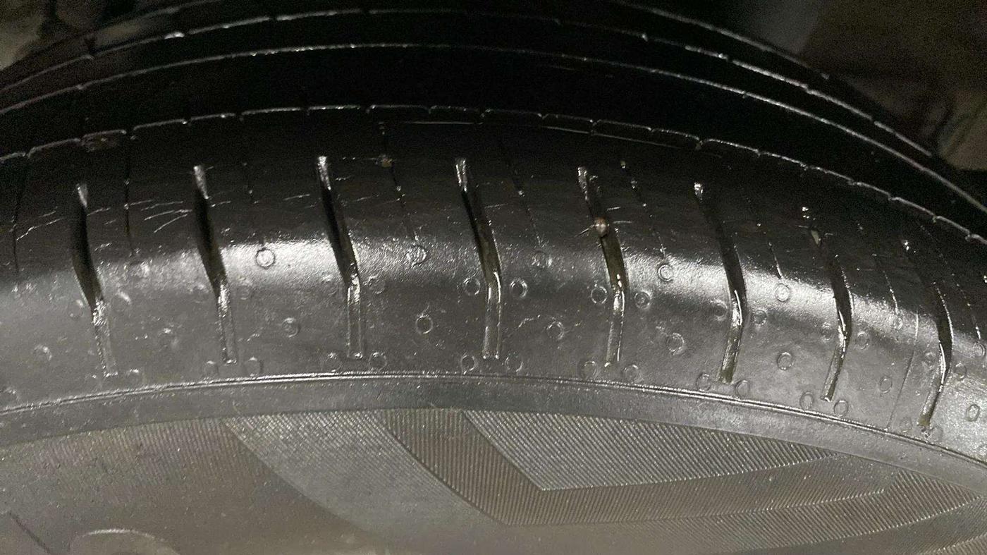 2019 Hyundai VENUE S 1.2, Petrol, Manual, 24,248 km, Left Rear Tyre Tread