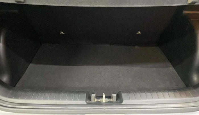 2019 Hyundai VENUE S 1.2, Petrol, Manual, 24,248 km, Boot Inside