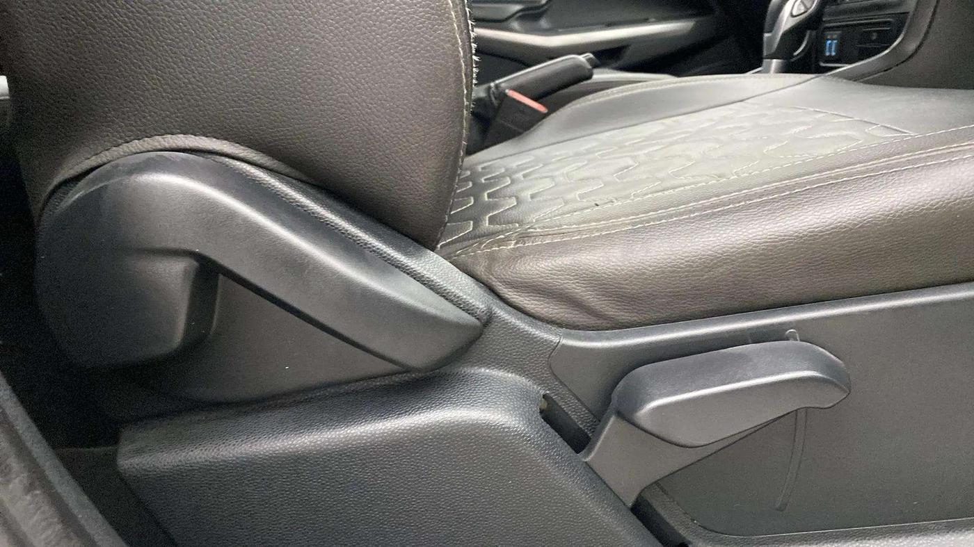 2017 Ford Ecosport TREND + 1.5L PETROL AT, Petrol, Automatic, 84,380 km, Driver Side Adjustment Panel