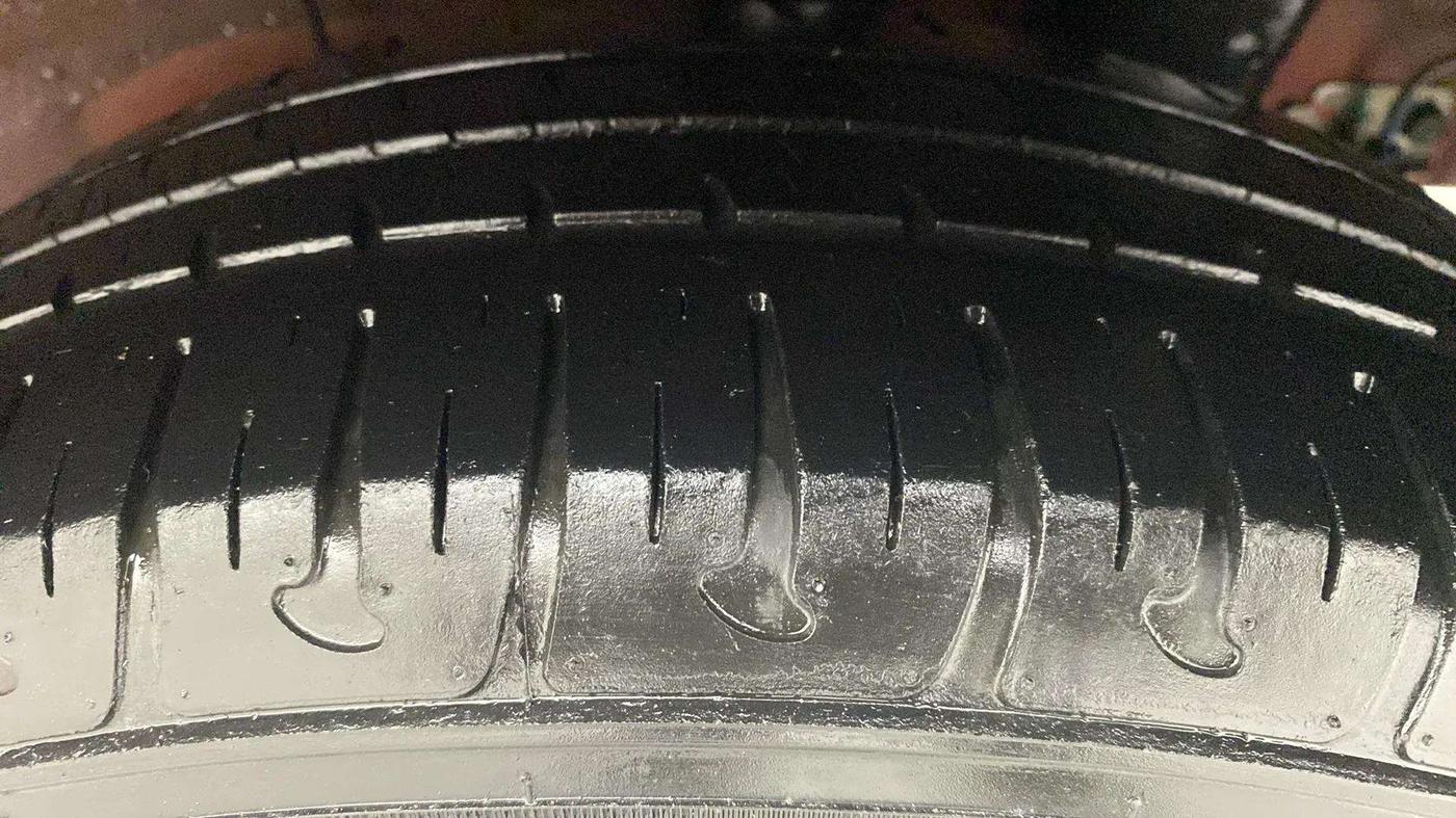 2016 Hyundai Xcent SX 1.2, Petrol, Manual, 24,118 km, Left Rear Tyre Tread