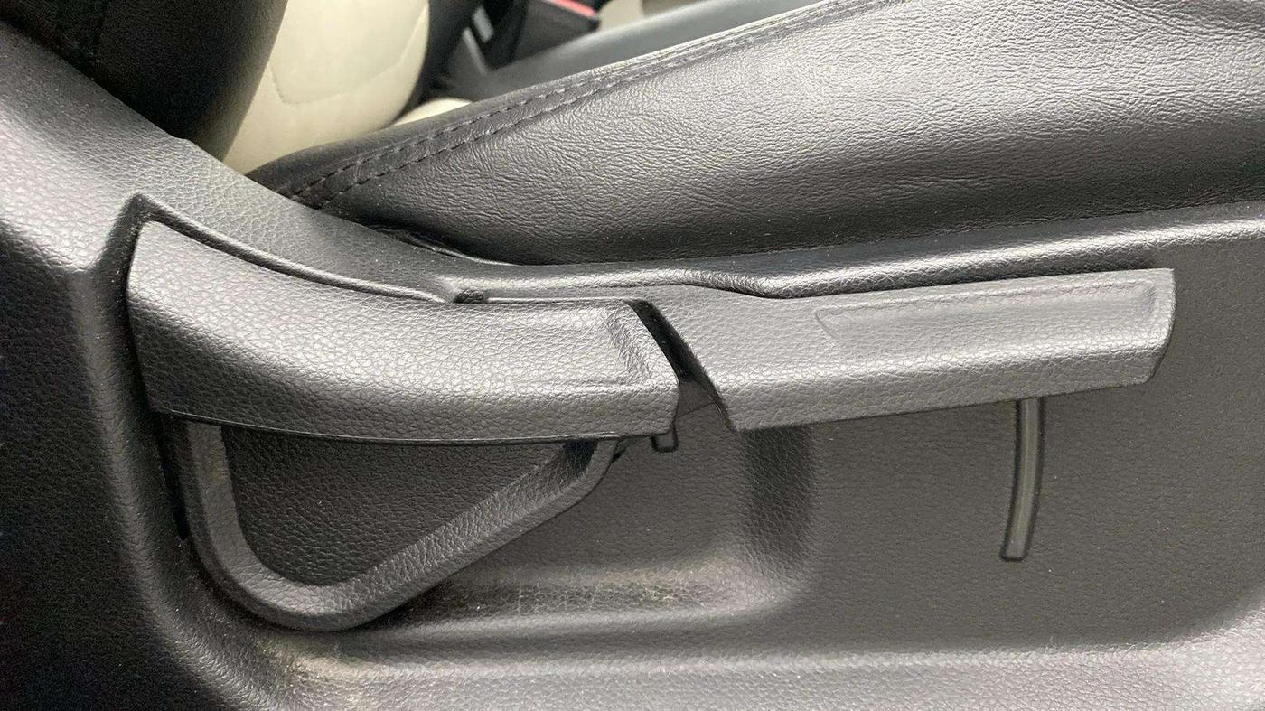 2022 KIA SONET HTX 1.5, Diesel, Manual, 33,530 km, Driver Side Adjustment Panel