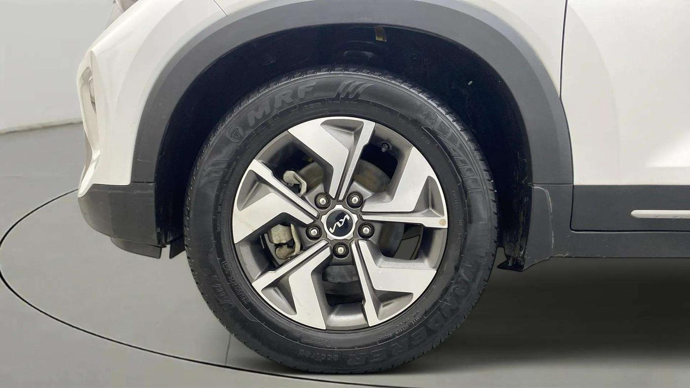 2022 KIA SONET HTX 1.5, Diesel, Manual, 33,530 km, Left Front Wheel
