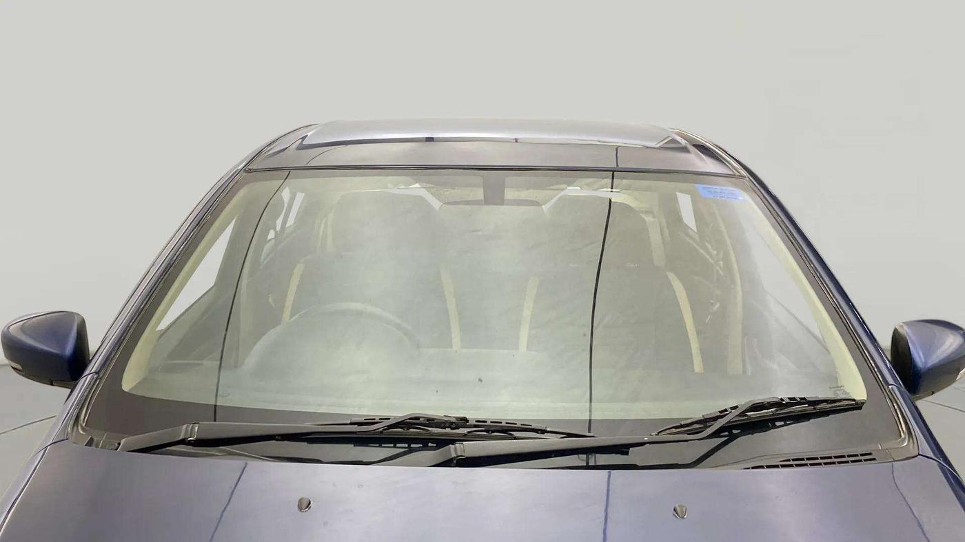 2019 Maruti Ciaz DELTA 1.5 SHVS MT PETROL, Petrol, Manual, 57,240 km, Front Windshield