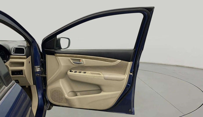 2019 Maruti Ciaz DELTA 1.5 SHVS MT PETROL, Petrol, Manual, 57,240 km, RHS Front Door