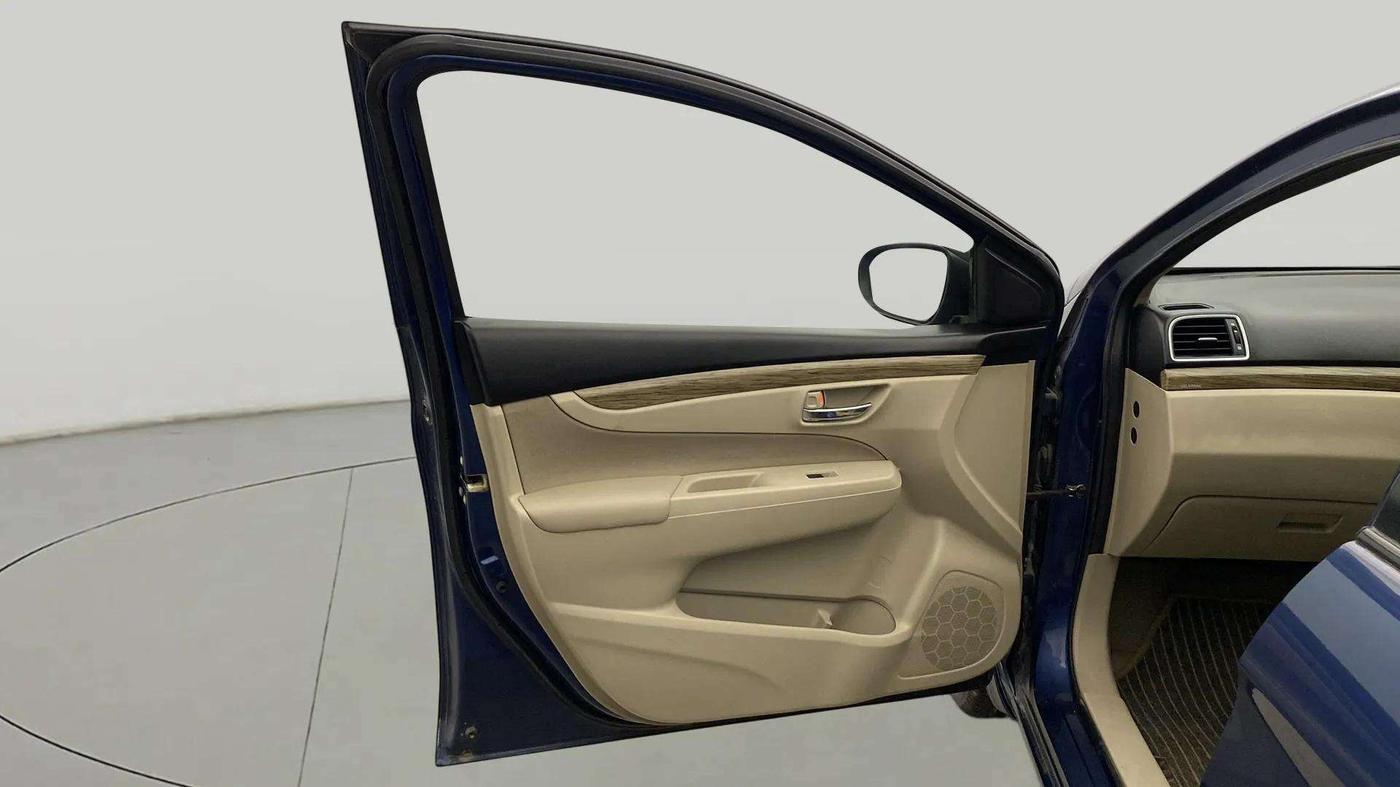 2019 Maruti Ciaz DELTA 1.5 SHVS MT PETROL, Petrol, Manual, 57,240 km, LHS Front Door