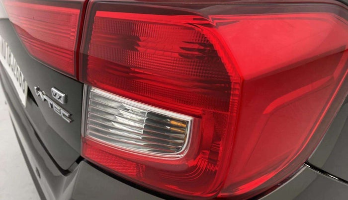2019 Honda Amaze 1.2L I-VTEC VX CVT, Petrol, Automatic, 18,163 km, Right tail light - Minor scratches