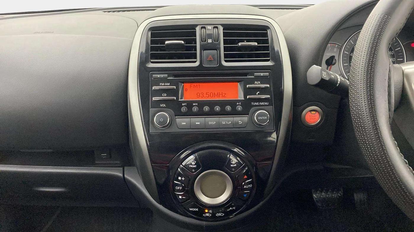 2017 Nissan Micra XV CVT, Petrol, Automatic, 50,491 km, Air Conditioner