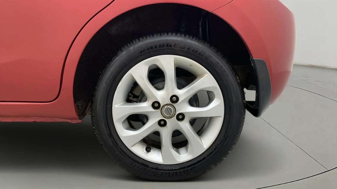 2017 Nissan Micra XV CVT, Petrol, Automatic, 50,491 km, Left Rear Wheel
