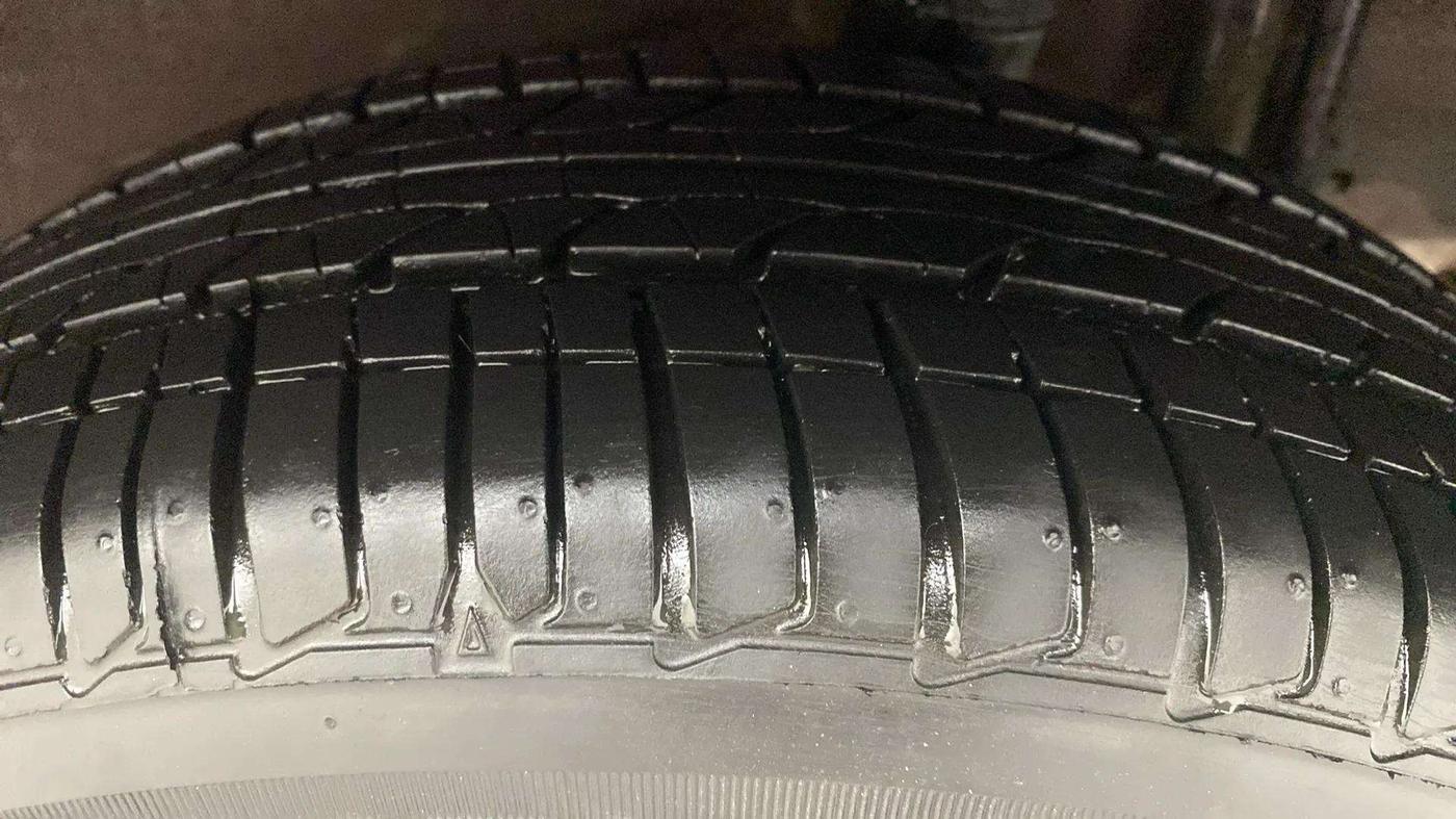 2017 Nissan Micra XV CVT, Petrol, Automatic, 50,491 km, Left Rear Tyre Tread