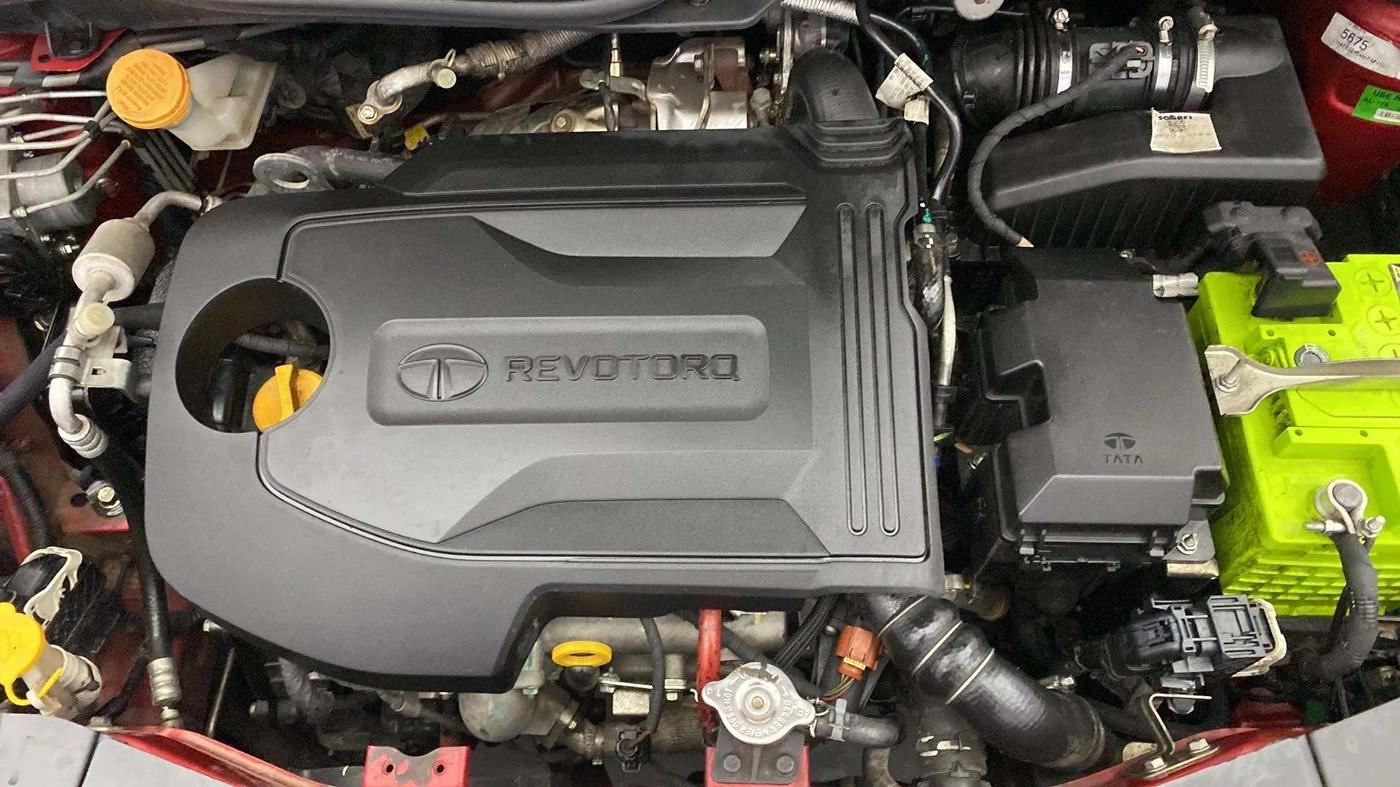 2021 Tata ALTROZ XZ DIESEL, Diesel, Manual, 73,249 km, Open Bonet