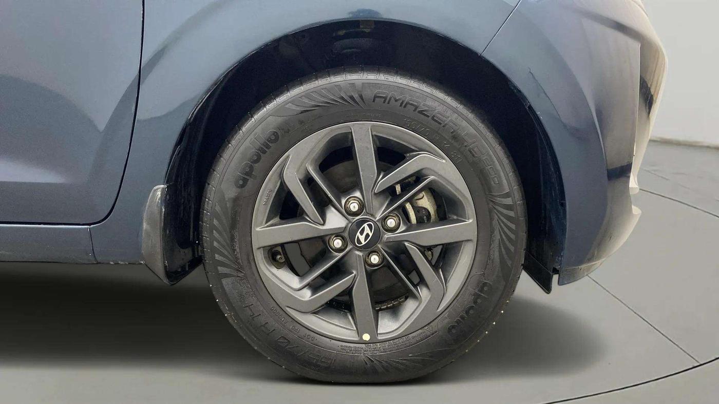 2020 Hyundai GRAND I10 NIOS SPORTZ AMT 1.2 KAPPA VTVT, Petrol, Automatic, 29,040 km, Right Front Wheel