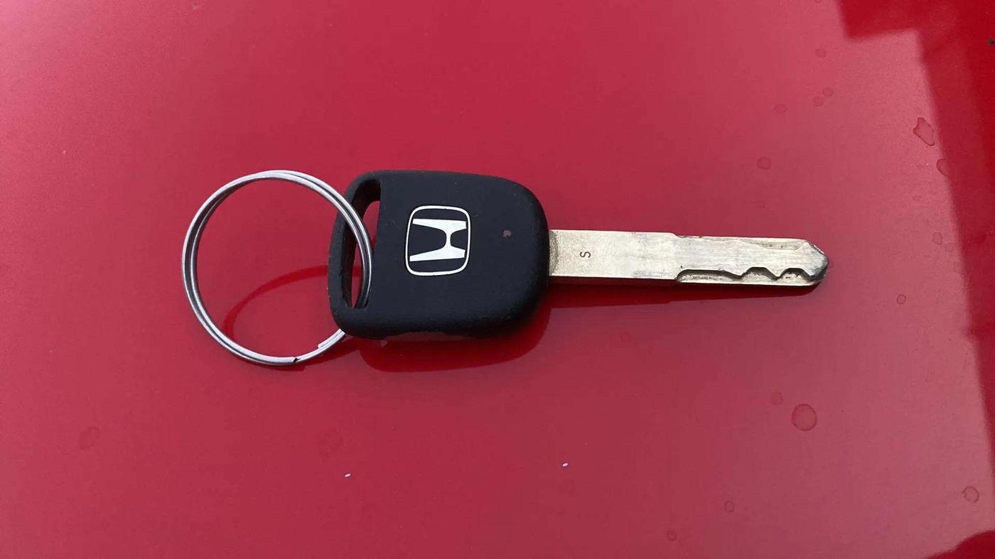 2014 Honda Brio EX MT, Petrol, Manual, 48,494 km, Key Close Up