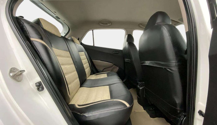 2013 Hyundai Grand i10 MAGNA 1.2 KAPPA VTVT, Petrol, Manual, 71,791 km, Right Side Rear Door Cabin