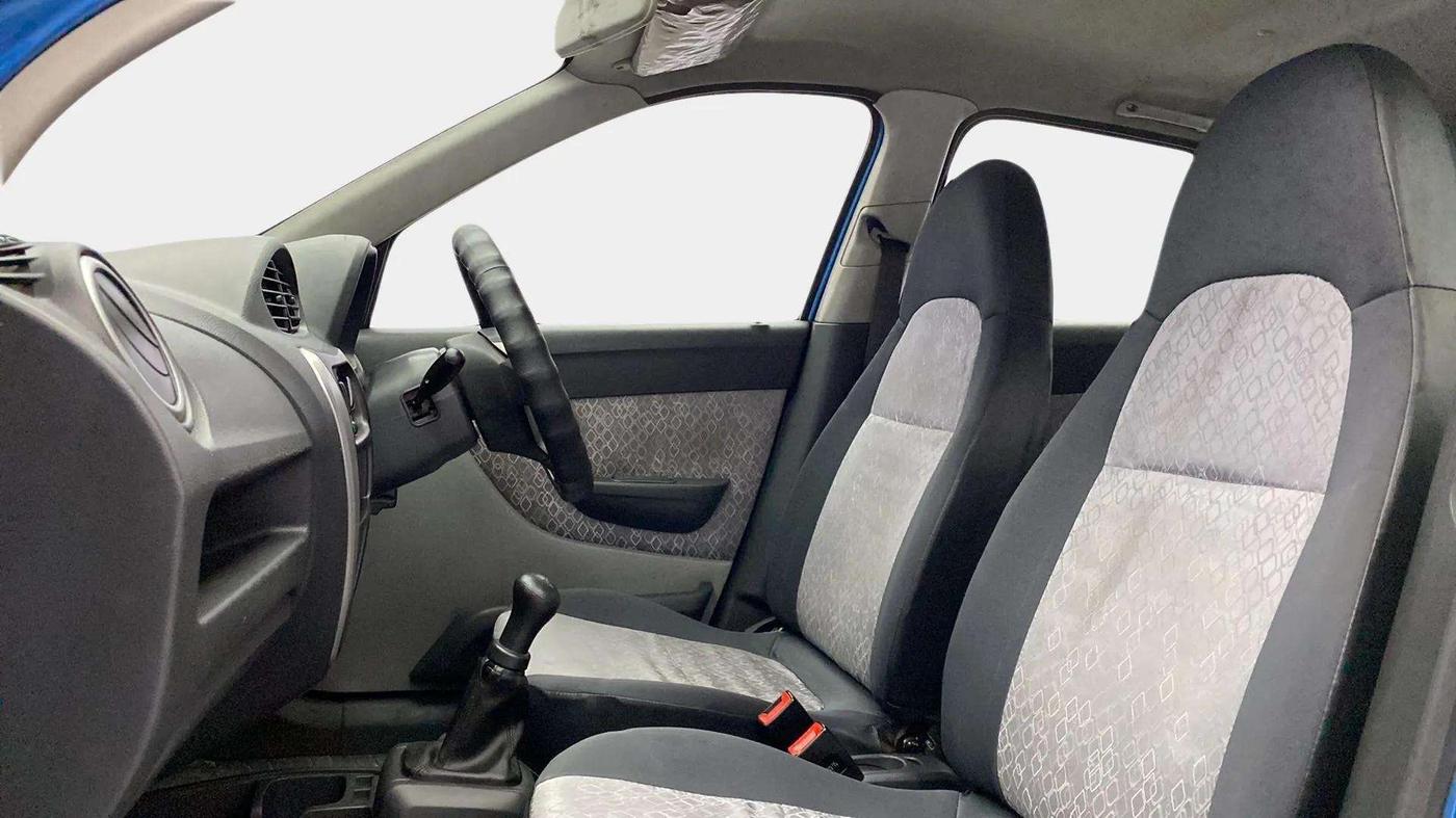 2019 Maruti Alto 800 LXI, Petrol, Manual, 52,536 km, Right Side Front Door Cabin
