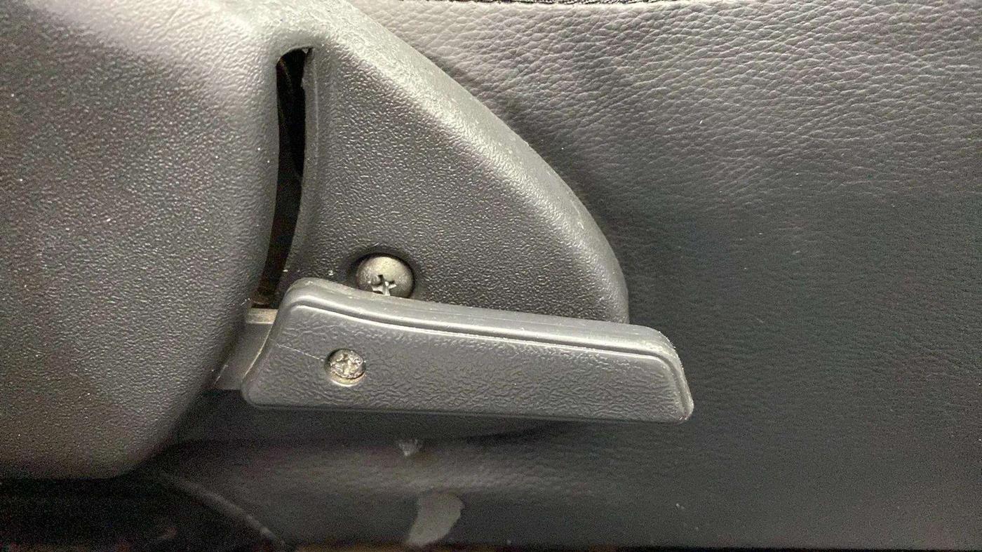 2019 Maruti Alto 800 LXI, Petrol, Manual, 52,536 km, Driver Side Adjustment Panel