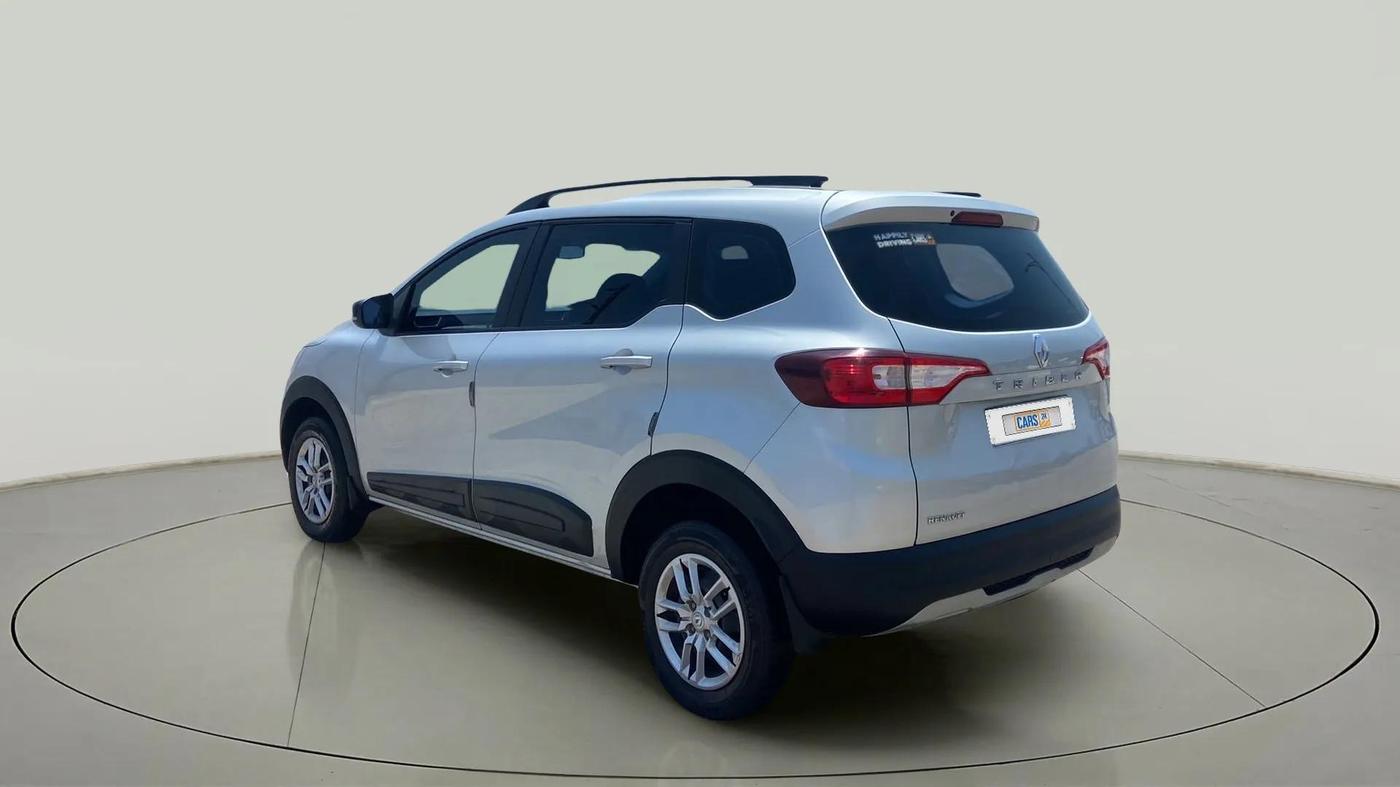 2022 Renault TRIBER RXT, Petrol, Manual, 21,288 km, Right Back Diagonal