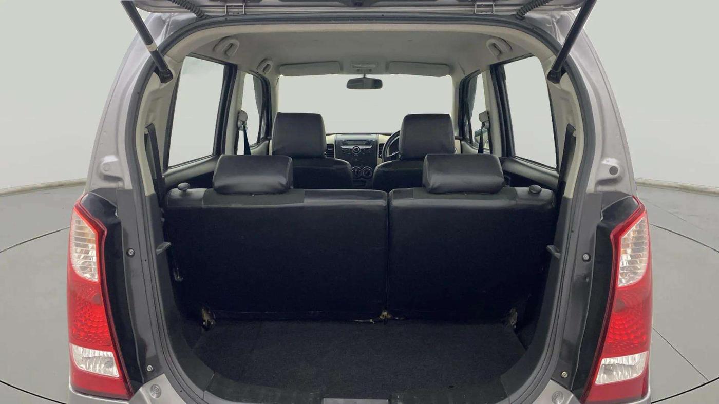 2017 Maruti Wagon R 1.0 VXI AMT, Petrol, Automatic, 47,901 km, Boot Inside
