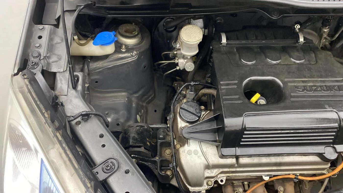 2017 Maruti Wagon R 1.0 VXI AMT, Petrol, Automatic, 47,901 km, Engine View - Right