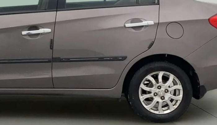 2015 Honda Amaze 1.2L I-VTEC VX, Petrol, Manual, 71,265 km, Rear left door - Slightly dented