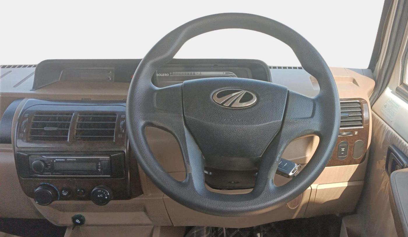 2021 Mahindra Bolero B6, Diesel, Manual, 78,492 km, Steering Wheel Close Up