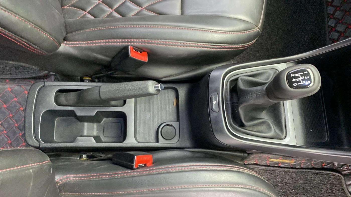 2021 Tata ALTROZ XE PETROL, Petrol, Manual, 7,133 km, Gear Lever