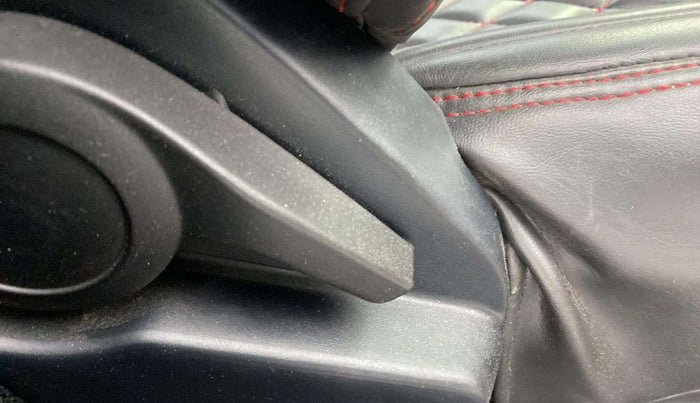 2021 Tata ALTROZ XE PETROL, Petrol, Manual, 7,133 km, Driver Side Adjustment Panel