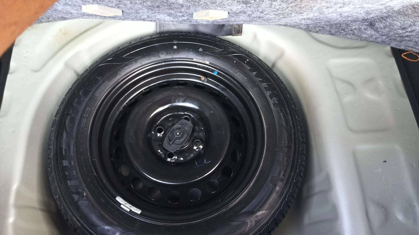 2018 Maruti Baleno DELTA PETROL 1.2, Petrol, Manual, 70,847 km, Spare Tyre