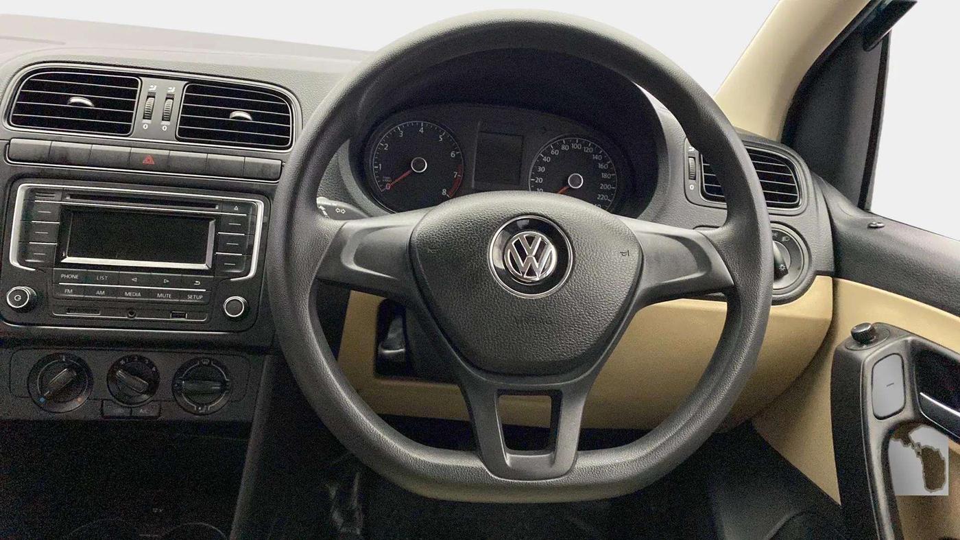 2016 Volkswagen Ameo COMFORTLINE 1.2L, Petrol, Manual, 25,290 km, Steering Wheel Close Up