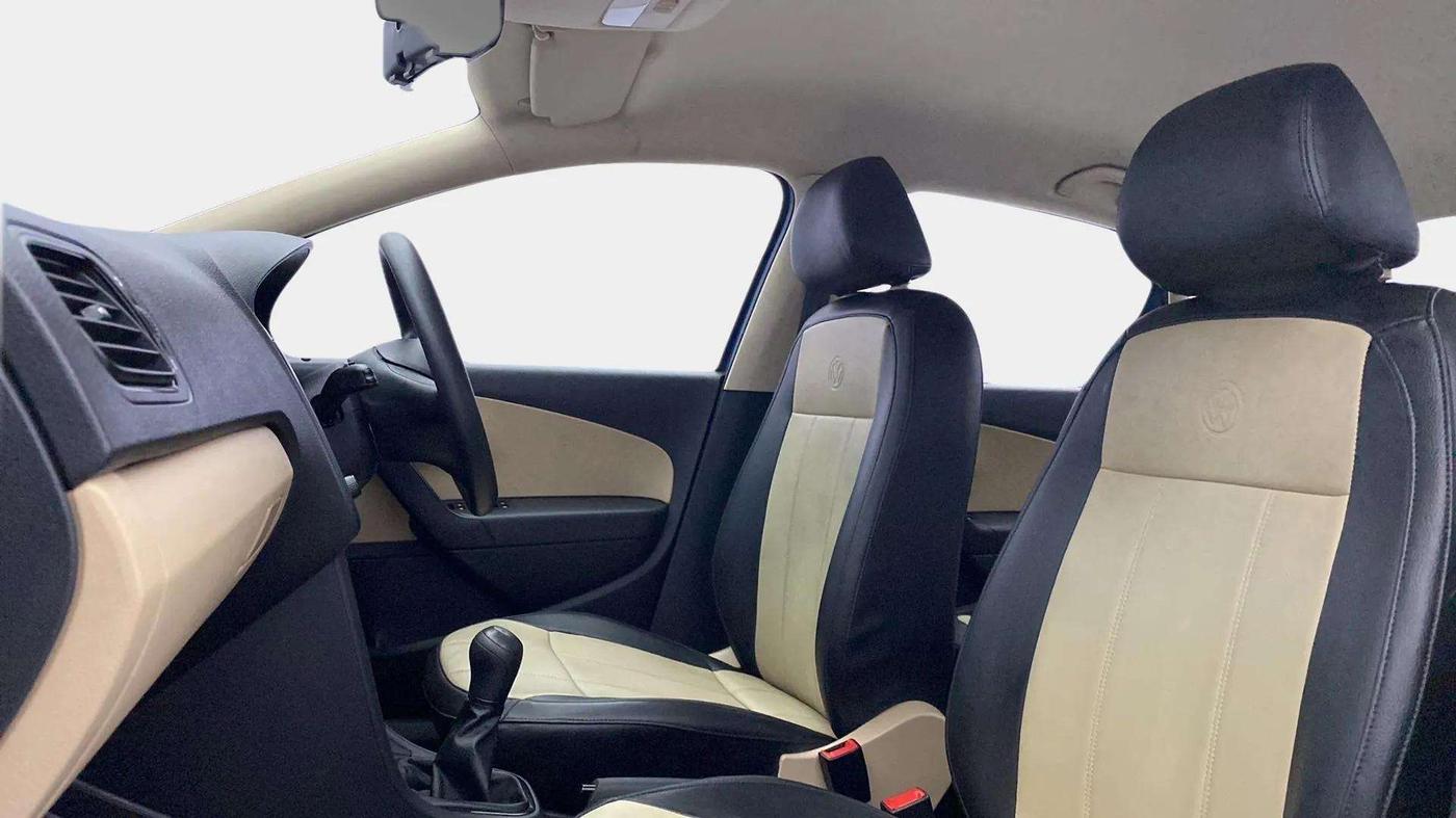 2016 Volkswagen Ameo COMFORTLINE 1.2L, Petrol, Manual, 25,290 km, Right Side Front Door Cabin