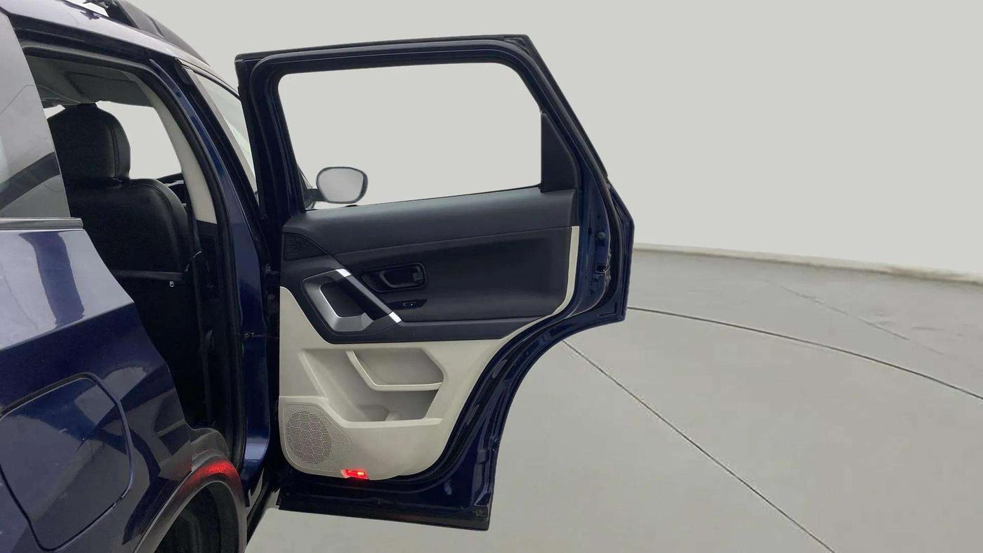 2022 Tata Safari XMA, Diesel, Automatic, 51,930 km, RHS Rear Door