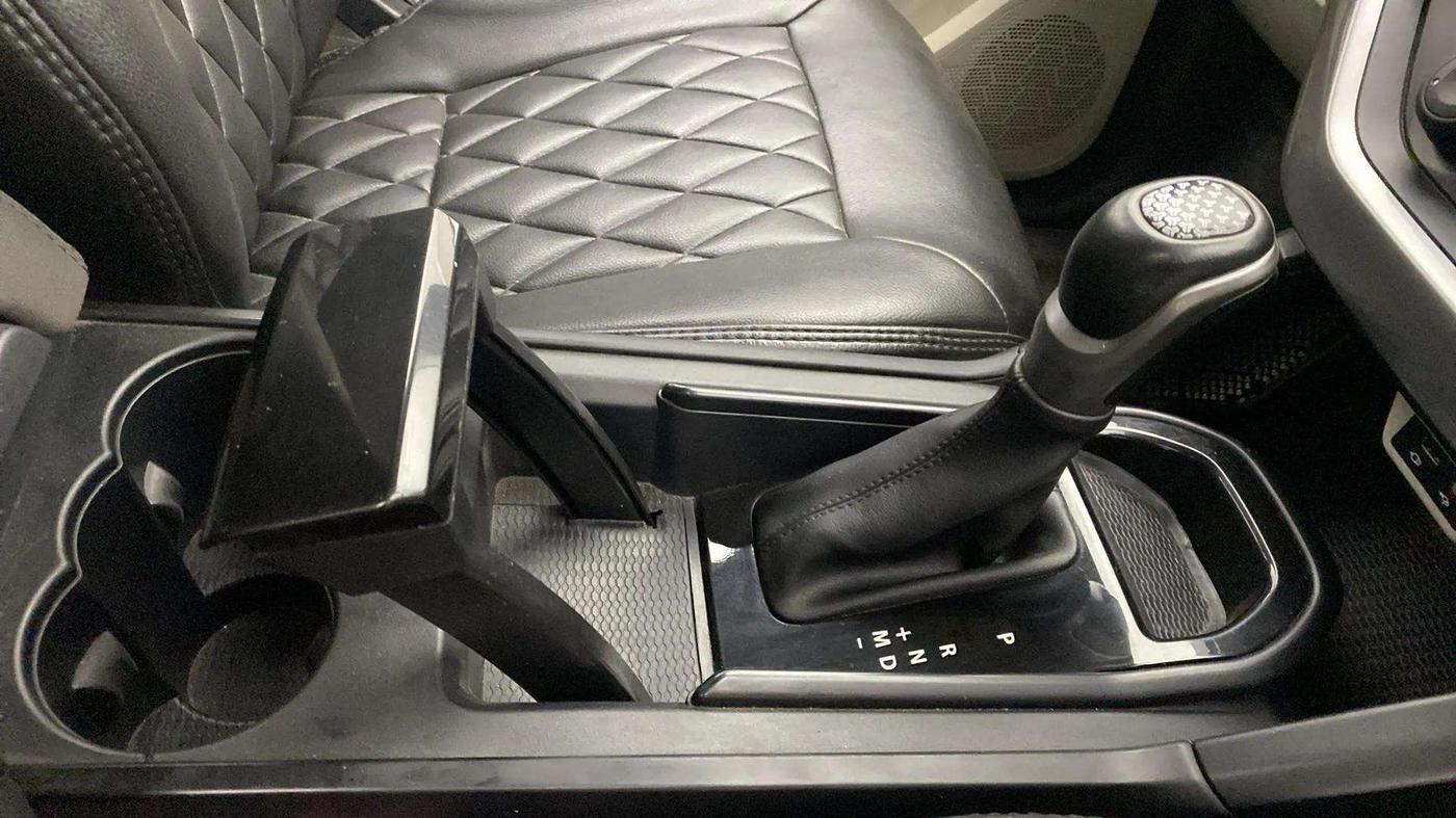 2022 Tata Safari XMA, Diesel, Automatic, 51,930 km, Gear Lever