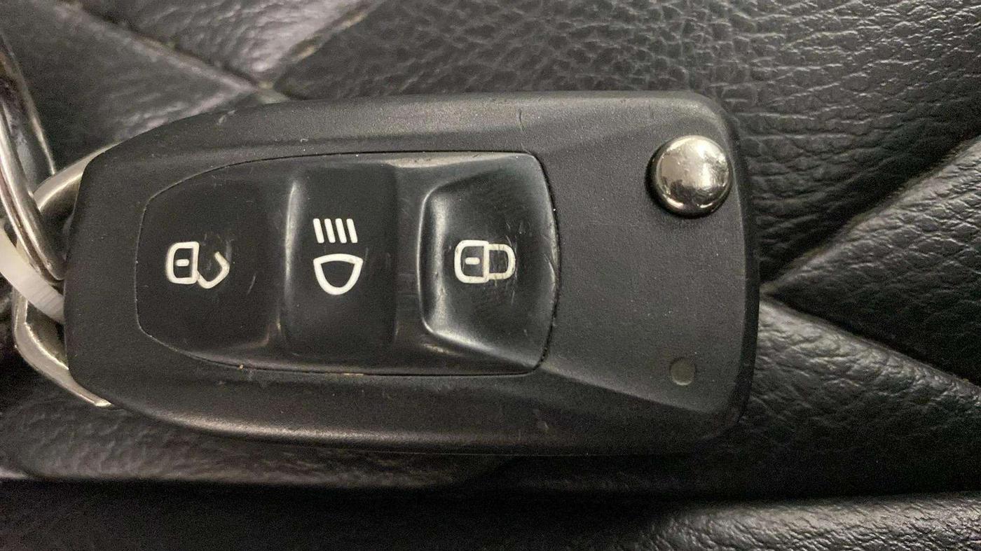 2022 Tata Safari XMA, Diesel, Automatic, 51,930 km, Key Close Up