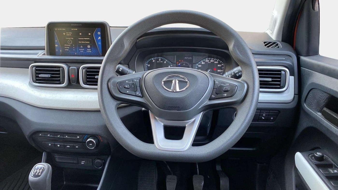 2023 Tata PUNCH ACCOMPLISHED MT, Petrol, Manual, 3,641 km, Steering Wheel Close Up