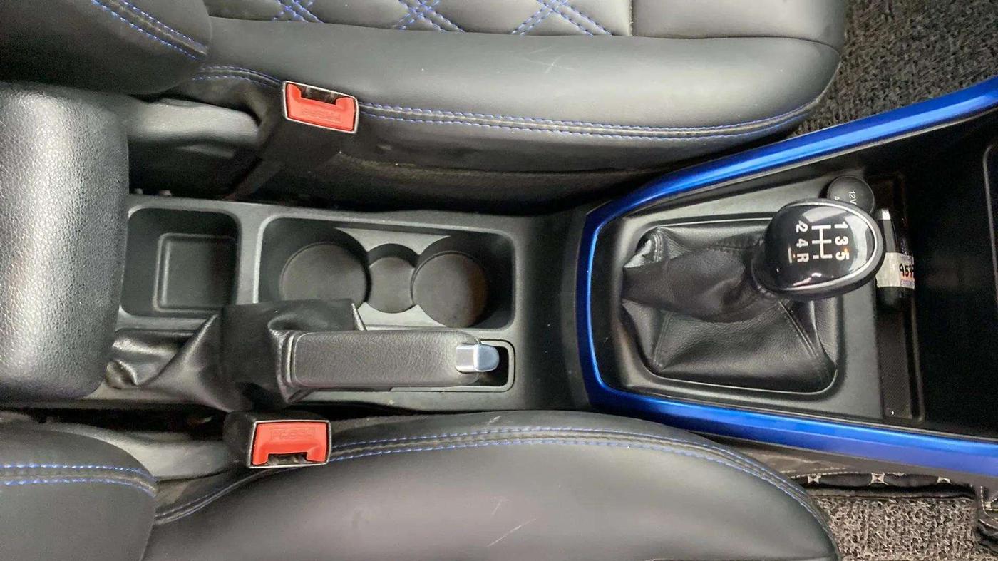 2018 Ford Ecosport TITANIUM 1.5L SIGNATURE EDITION (SUNROOF) DIESEL, Diesel, Manual, 37,215 km, Gear Lever