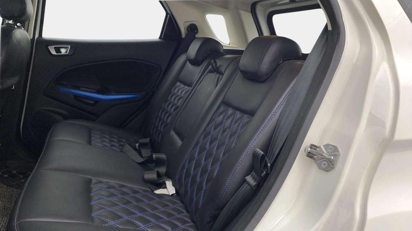 2018 Ford Ecosport TITANIUM 1.5L SIGNATURE EDITION (SUNROOF) DIESEL, Diesel, Manual, 37,215 km, Right Side Rear Door Cabin