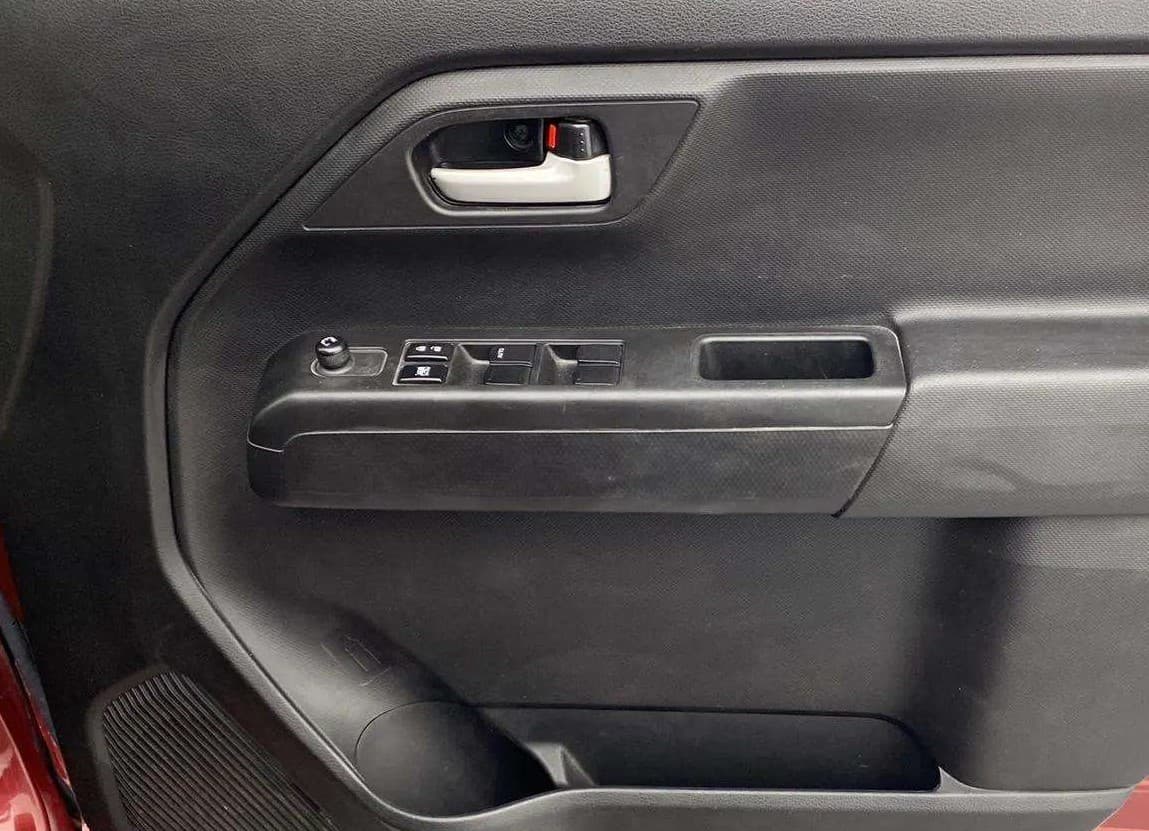 2022 Maruti New Wagon-R VXI 1.0, Petrol, Manual, 17,694 km, Driver Side Door Panels Control