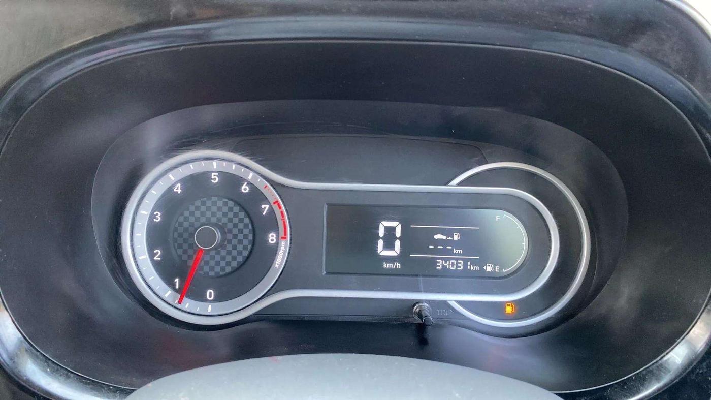 2022 Hyundai AURA SX 1.2, Petrol, Manual, 34,010 km, Odometer Image