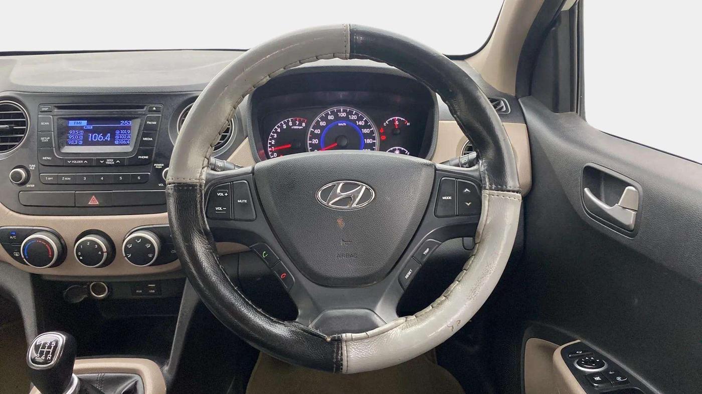 2016 Hyundai Grand i10 ASTA 1.2 KAPPA VTVT, Petrol, Manual, 98,475 km, Steering Wheel Close Up