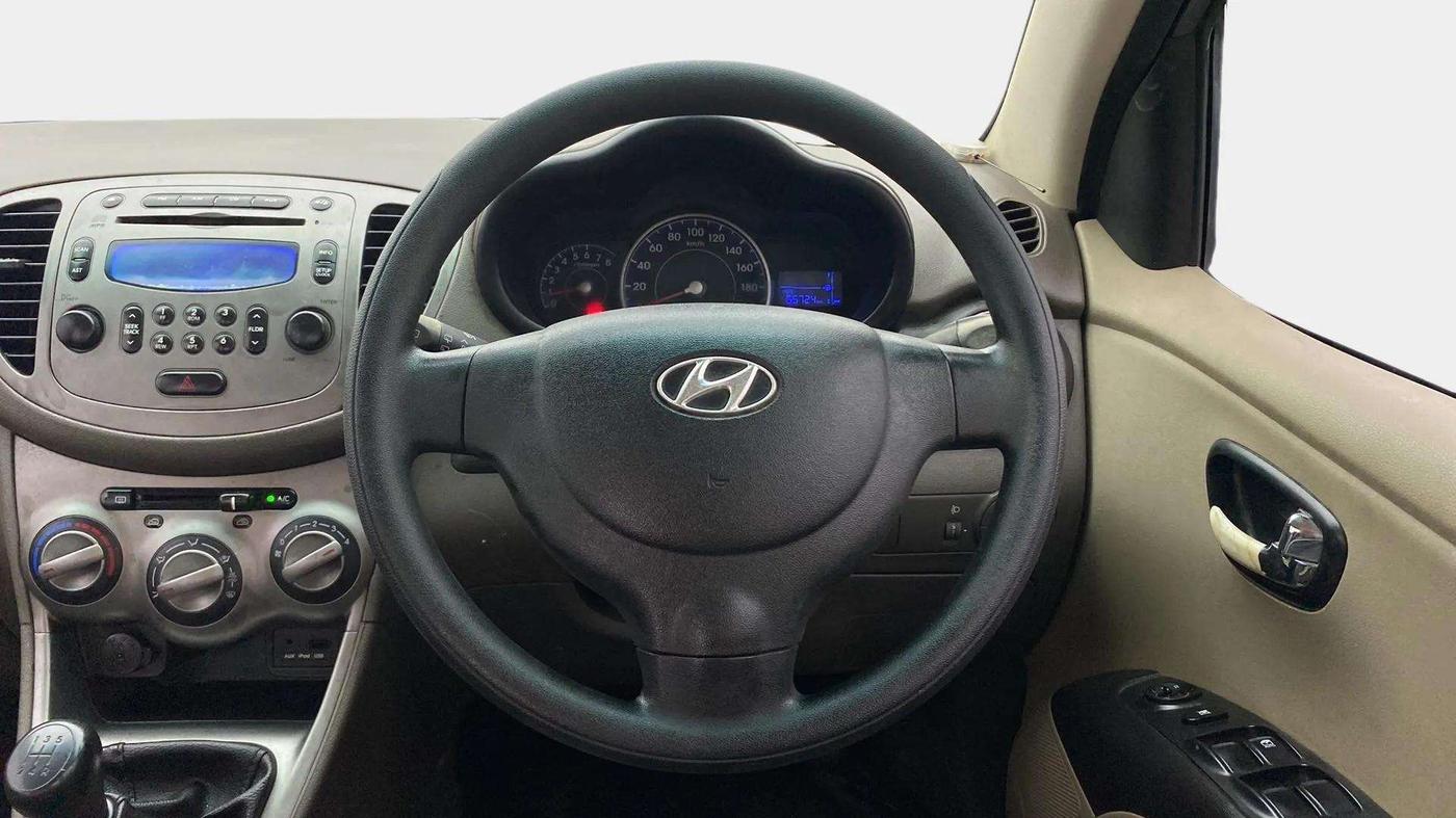 2013 Hyundai i10 SPORTZ 1.2, Petrol, Manual, 65,696 km, Steering Wheel Close Up
