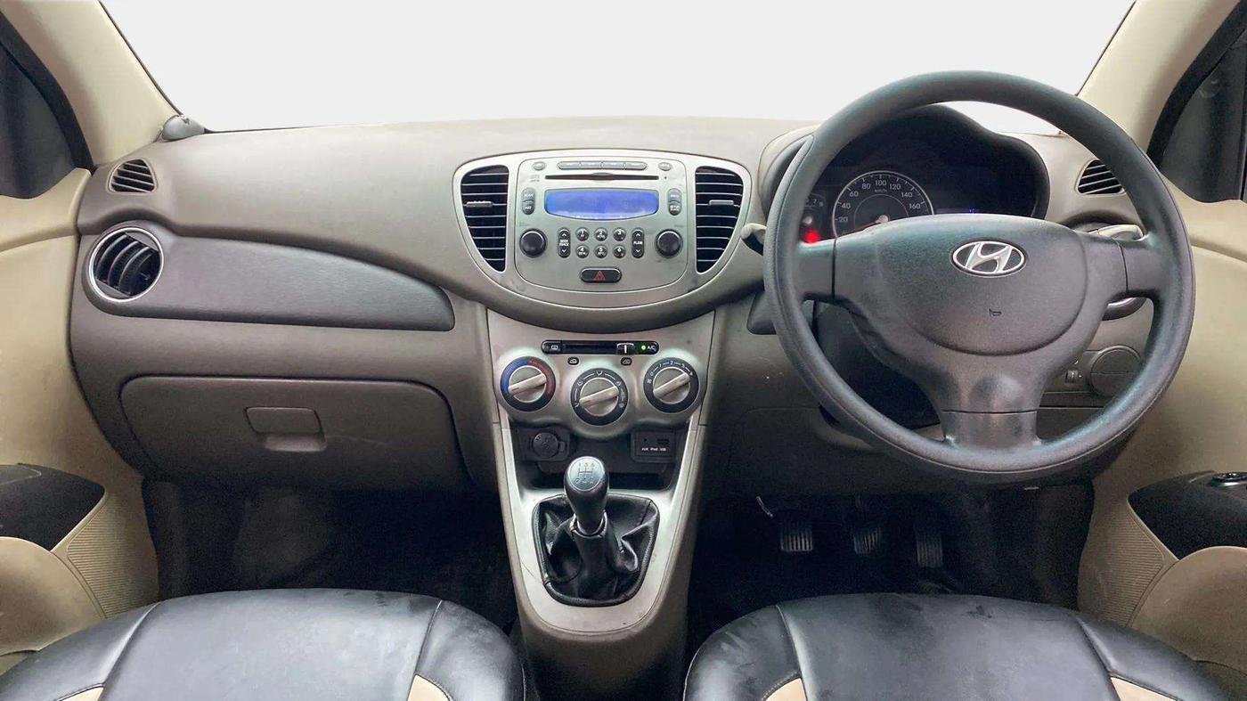 2013 Hyundai i10 SPORTZ 1.2, Petrol, Manual, 65,696 km, Dashboard