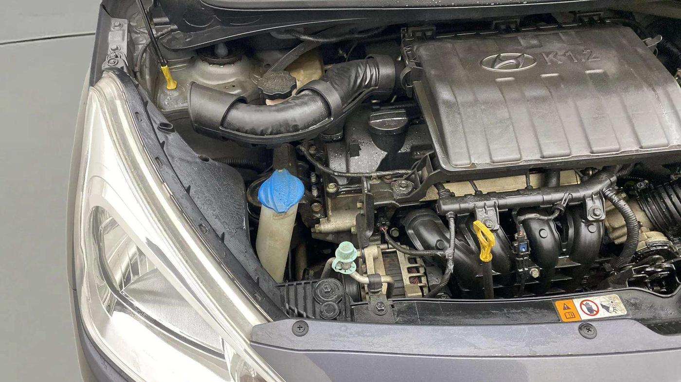2018 Hyundai Grand i10 SPORTZ 1.2 KAPPA VTVT, Petrol, Manual, 25,904 km, Engine View - Right