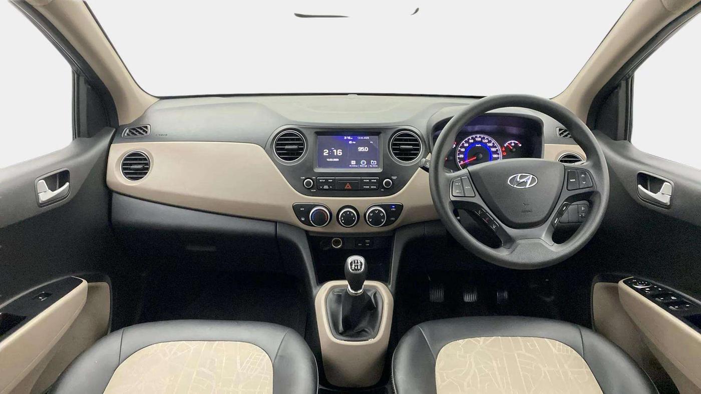 2018 Hyundai Grand i10 SPORTZ 1.2 KAPPA VTVT, Petrol, Manual, 25,904 km, Dashboard